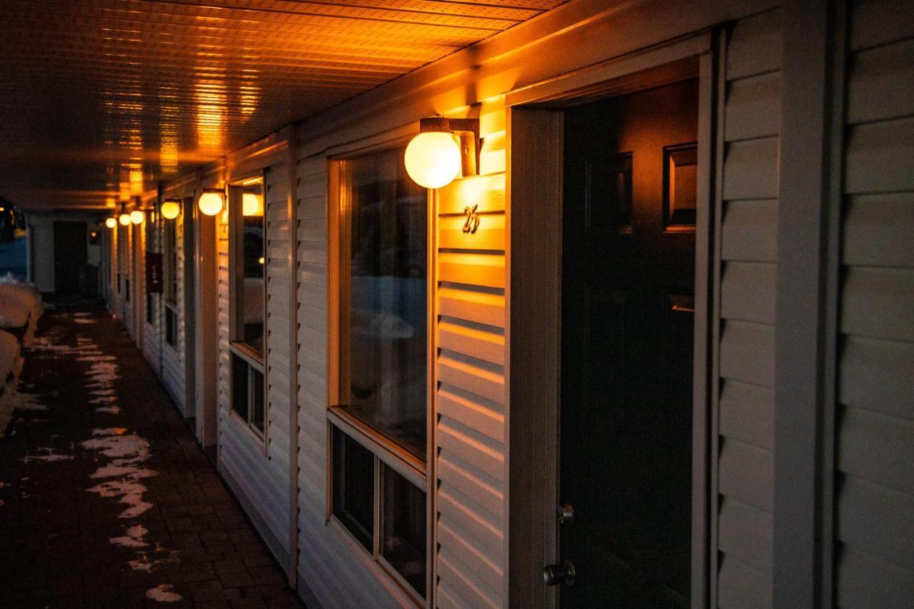 Auberge De Nos Aieux Les Eboulements Luaran gambar