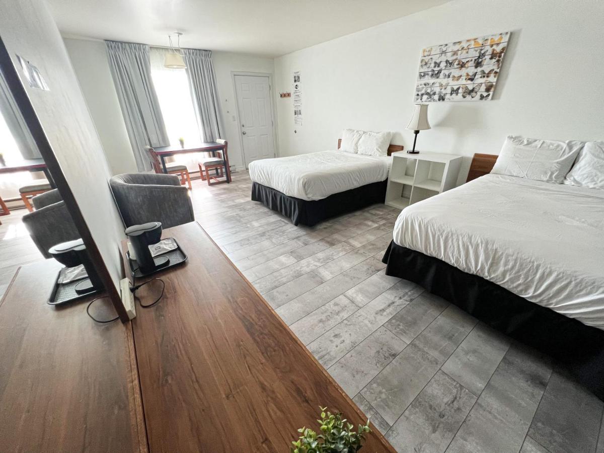 Auberge De Nos Aieux Les Eboulements Luaran gambar