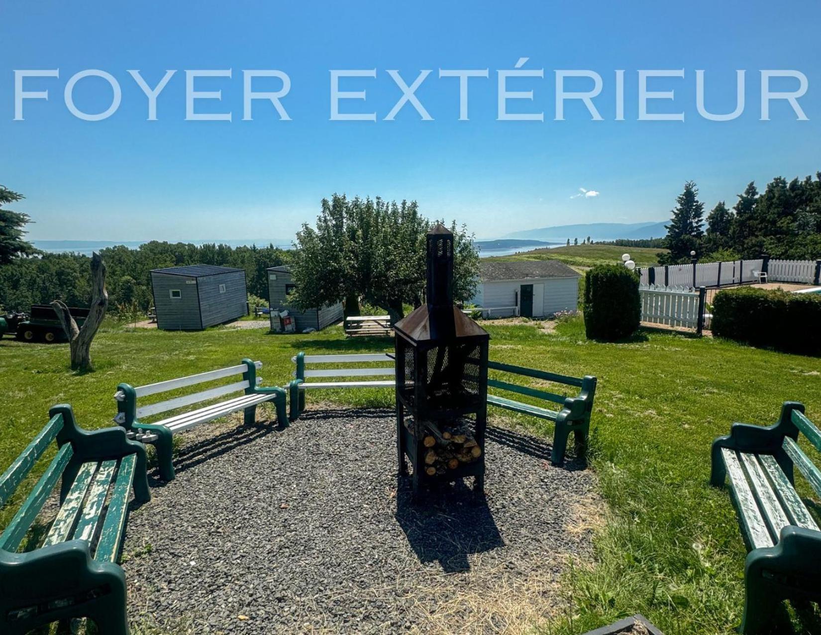 Auberge De Nos Aieux Les Eboulements Luaran gambar